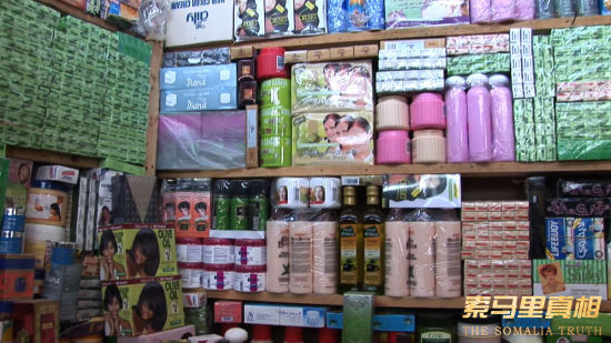 中國(guó)制造暢銷索馬里 導(dǎo)演呂建民難忘拍片見聞_影音娛樂_新浪網(wǎng)